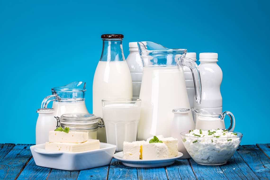 Selection de produits laitiers sur une table